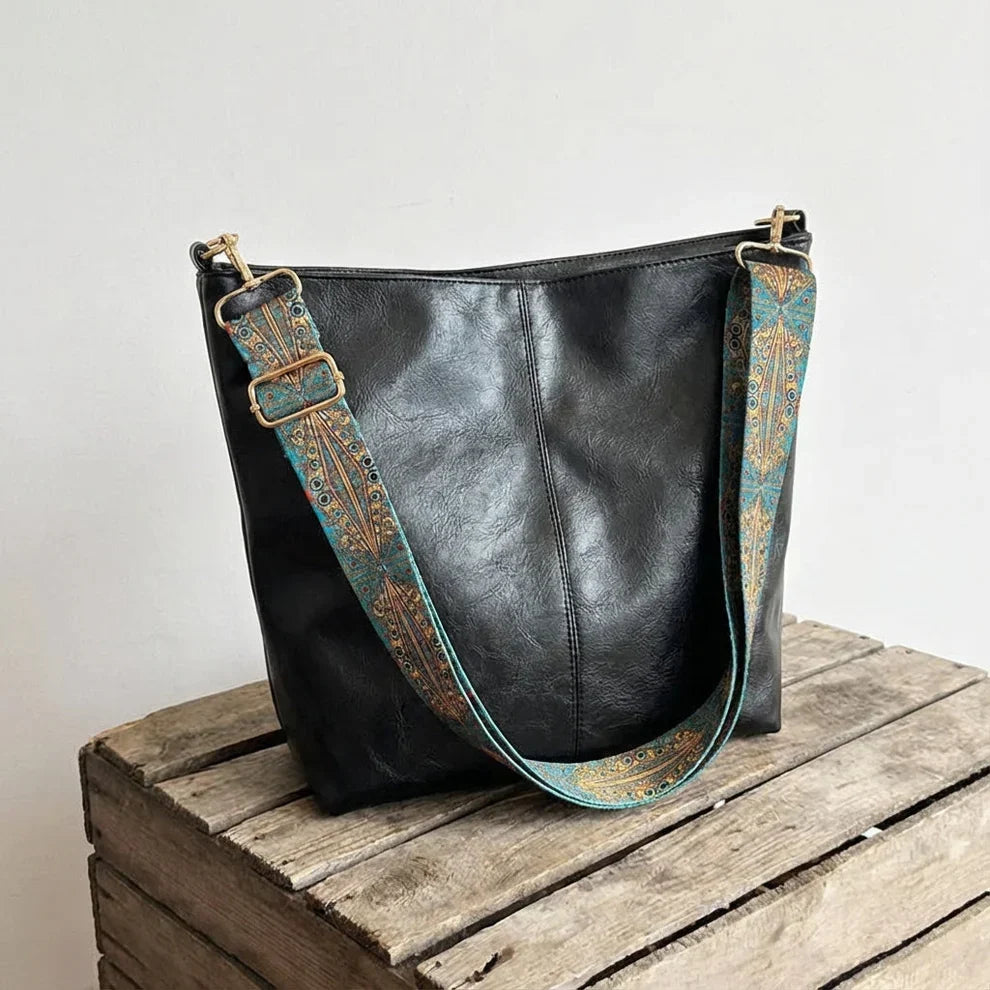 Chelsey | Spacious and Organized — Leather Work Bag with Compartments