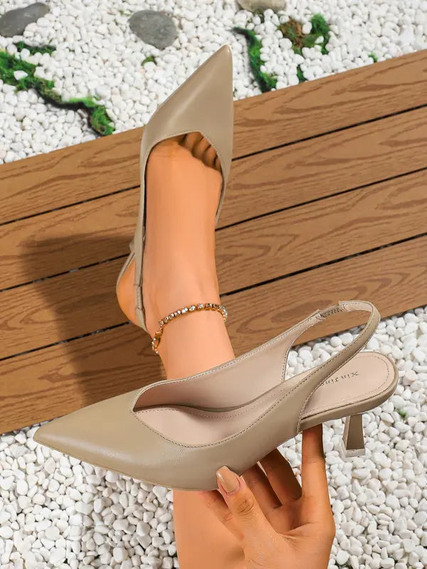 AMIRA™ | Pointed Toe Pumps