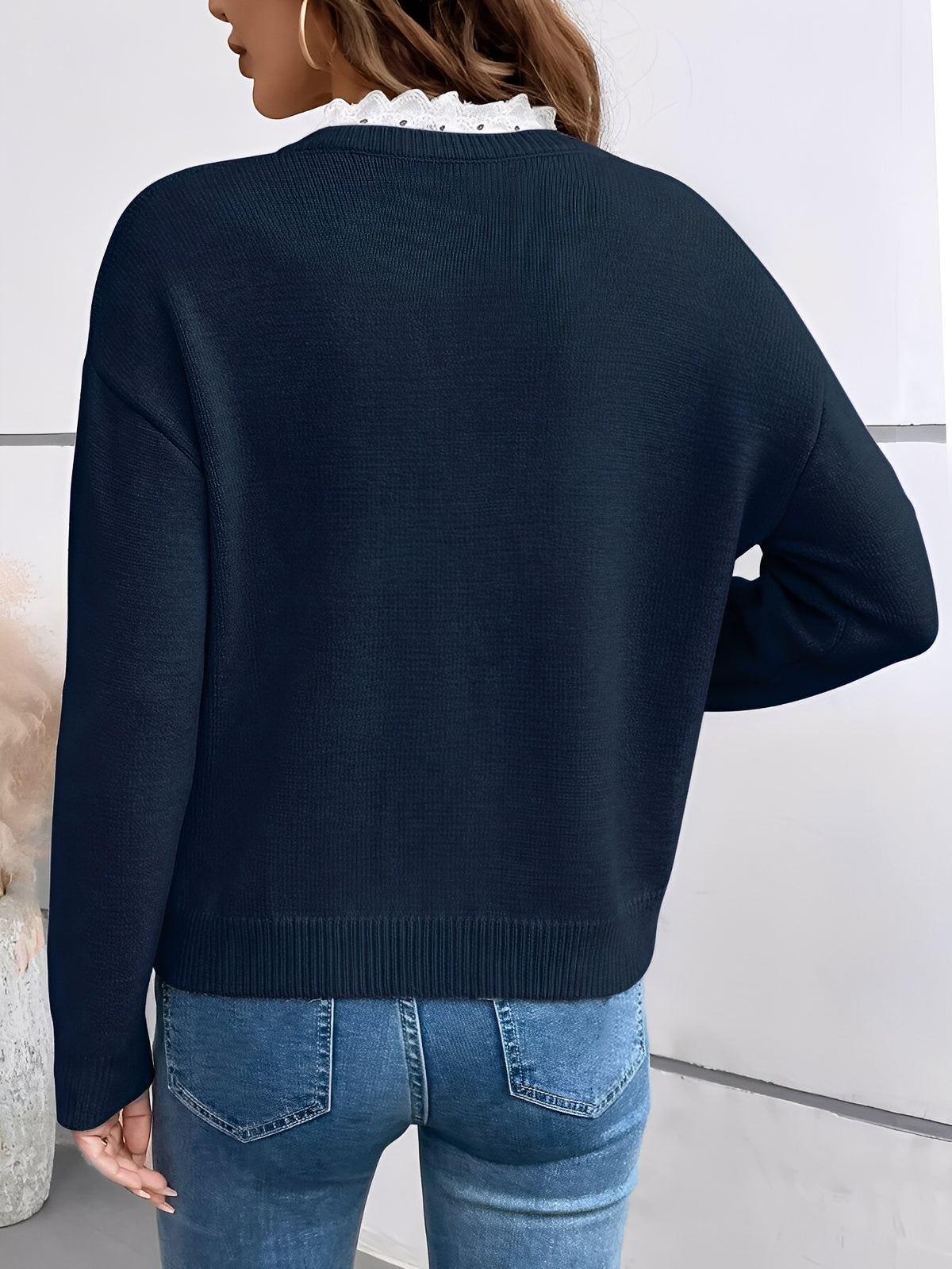 Elira Lace Collar Knit Blouse