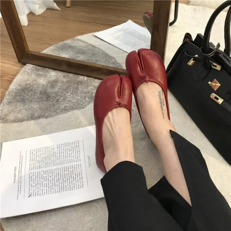 Imogen™ | Split-Toe Ballet Flats