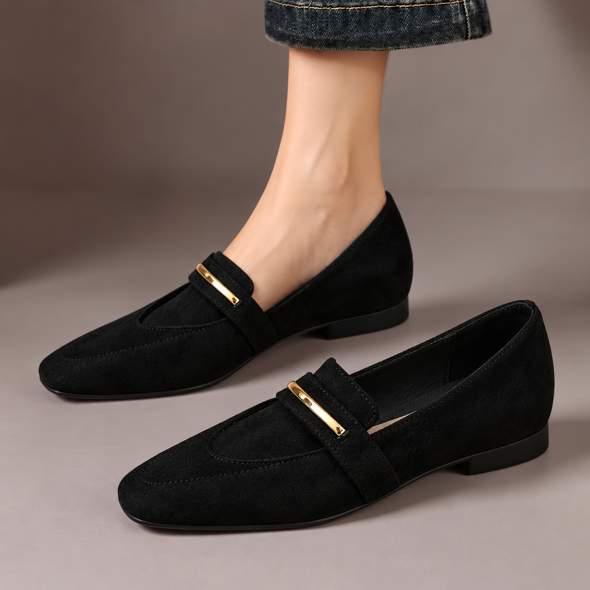Agnes™ | Pointed Suede-Look Loafers